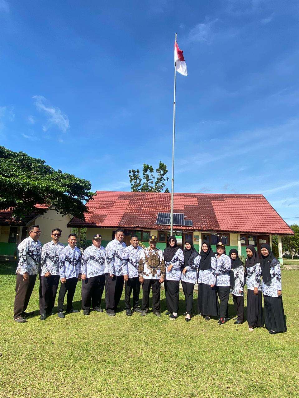 Upacara HGN  SMAN 1 Permata Kecubung Tahun 2025